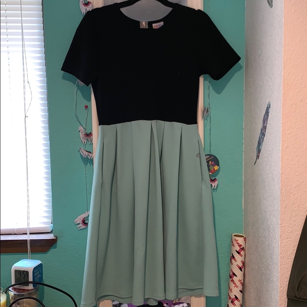 Amelia Lularoe dress